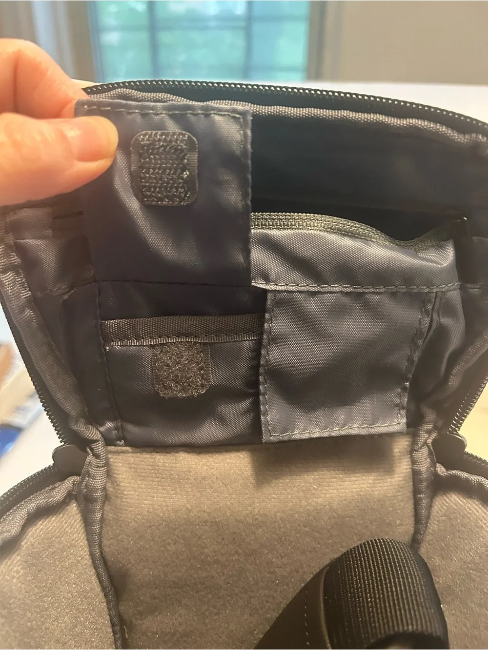 Mosiso Waterproof Top Access Black Camera Case Crossbody/Shoulder Bag NWOT